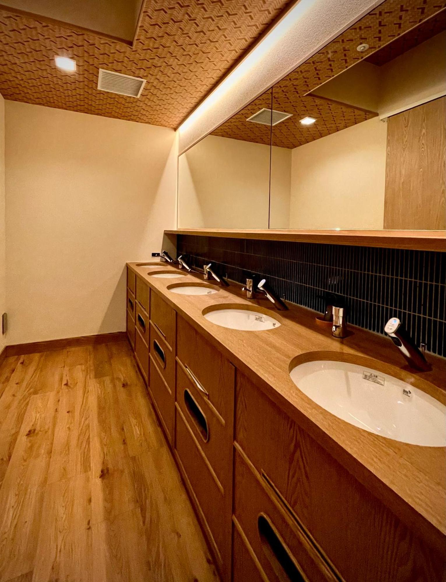 Capsle Hatago Akasaka Spablic 2* Tokio